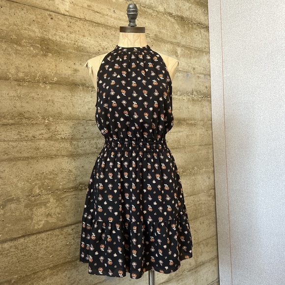 Aritzia Dresses & Skirts - WILFRED FREE X ARITZIA EFFET MINI DRESS
